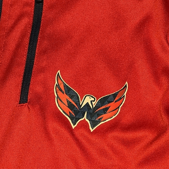 Washington Capitals Zip Up Cool Base Youth Meduim Red/Blue - Picture 3 of 5